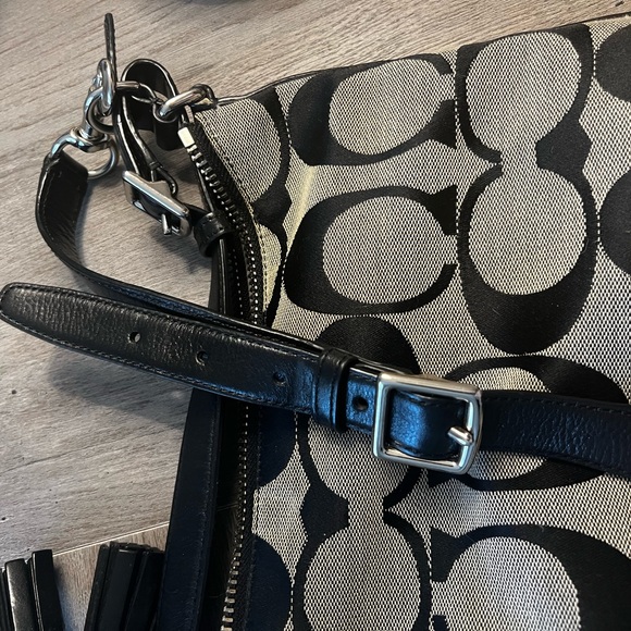 Coach Handbag - Picture 5 of 11